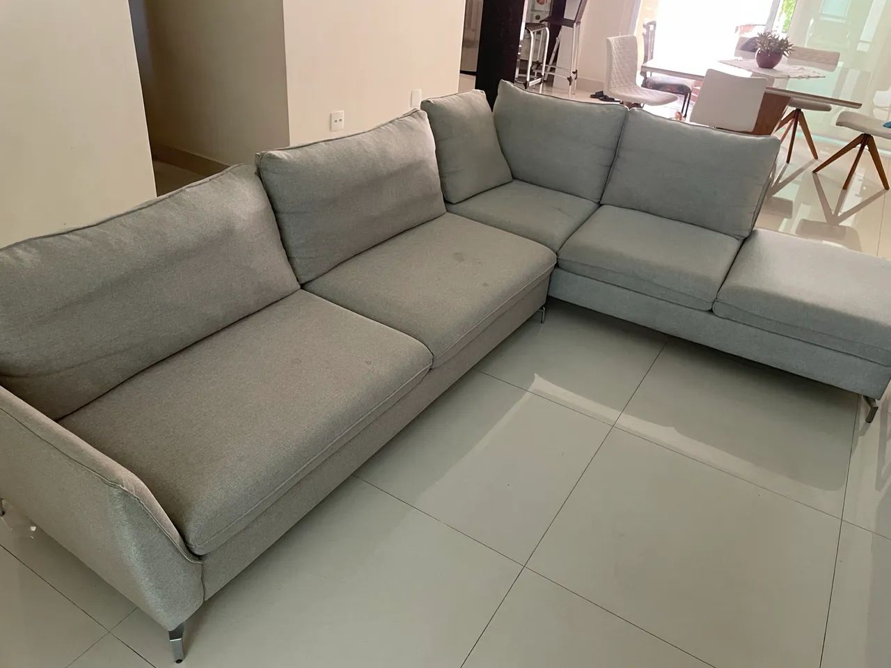 Sofá de canto com divã 5 lugares 