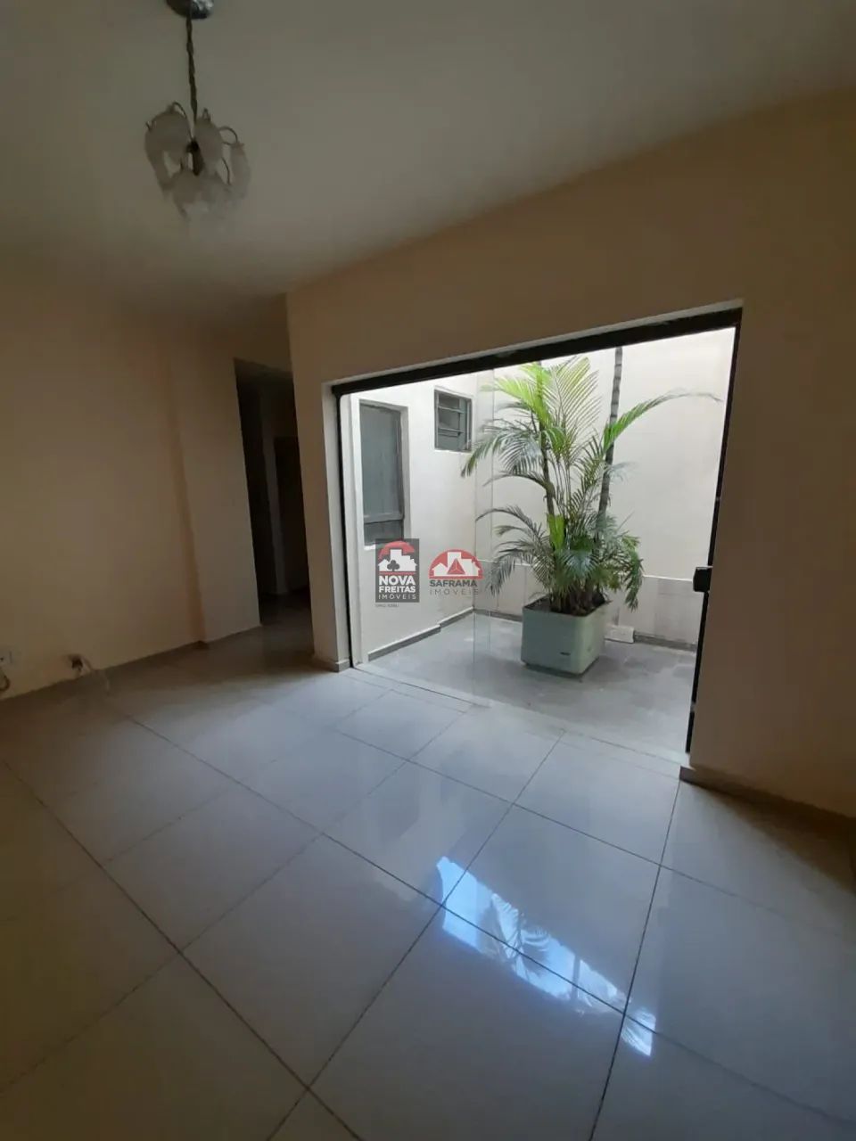 Casa à venda e locação no Centro de Pindamonhangaba! - Foto 2