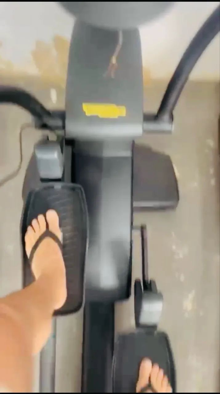 Elíptico Synchro Excite Technogym - Seminovo  - Foto 3