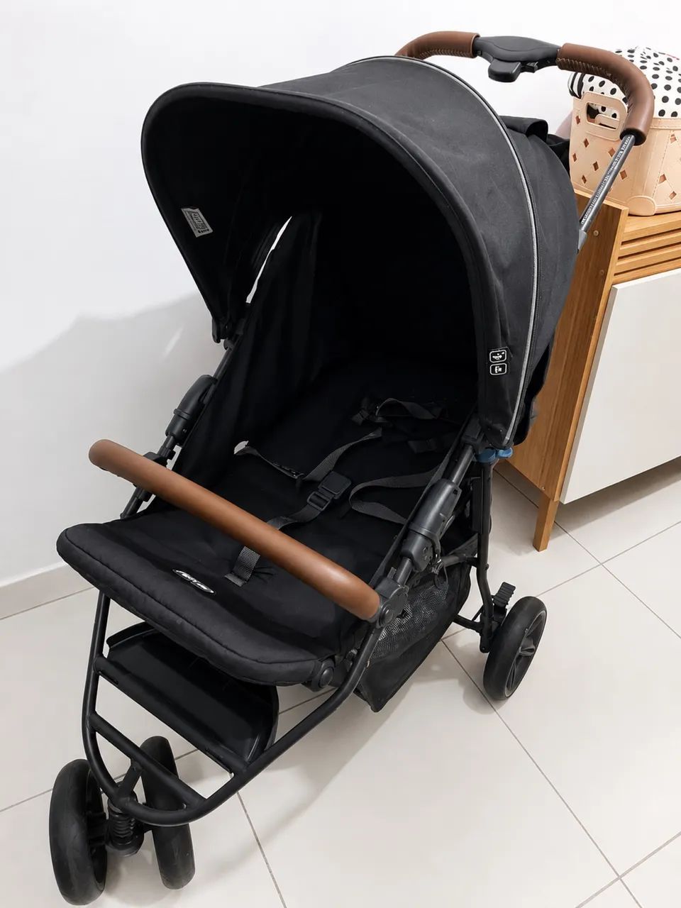 Carrinho de bebê abc 