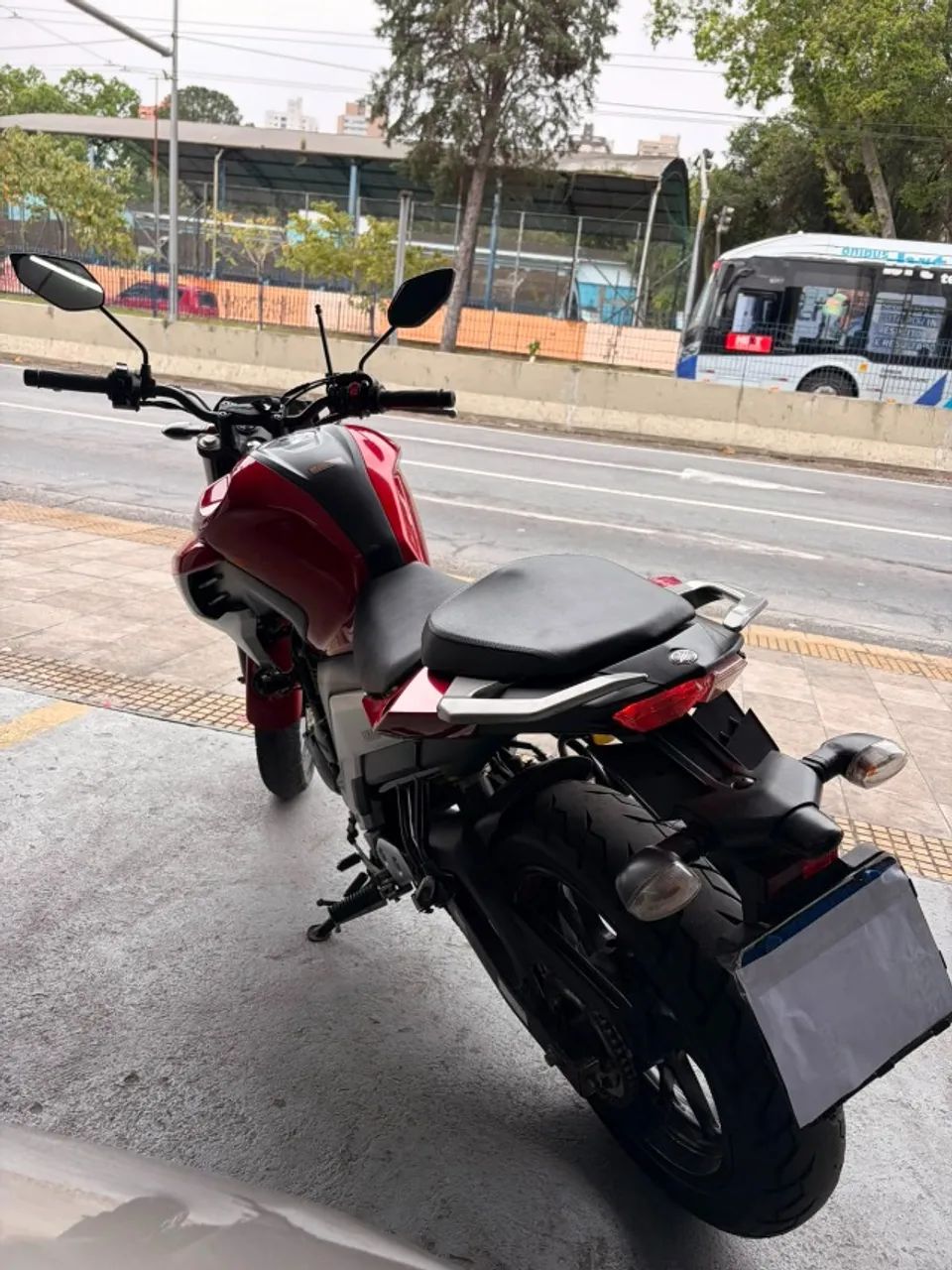 FZ25 FAZER  - Foto 4