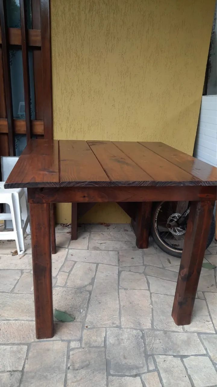 Mesa quadrada 