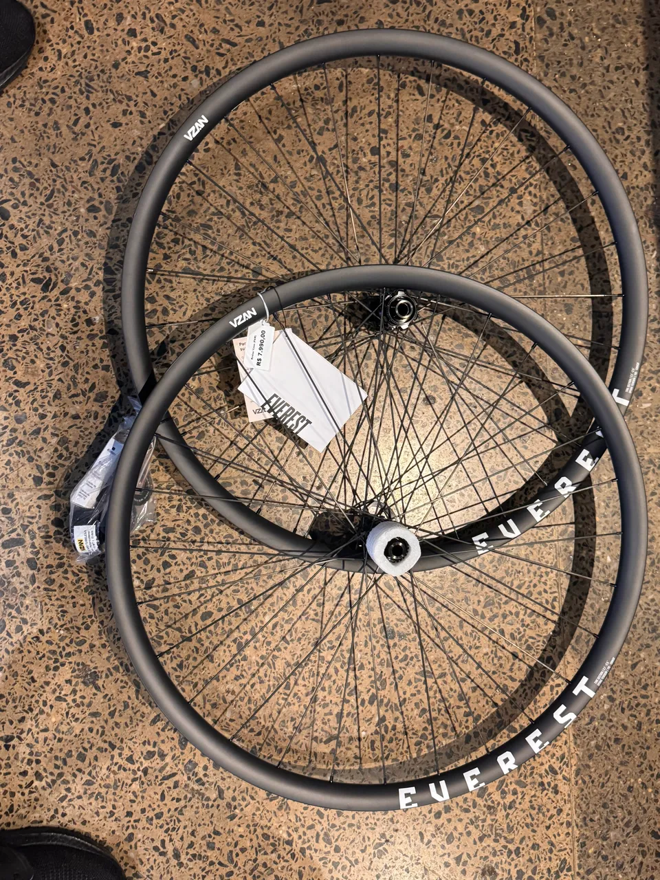 RODAS MAVIC KSYRIUM S25 DISC ZERO - Ciclismo - Setor Coimbra