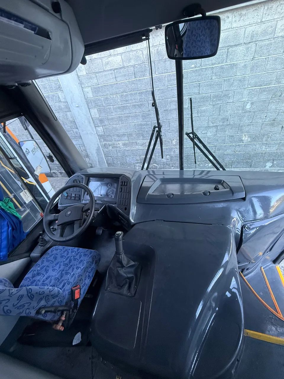 Ônibus Comil versatily  - Foto 3