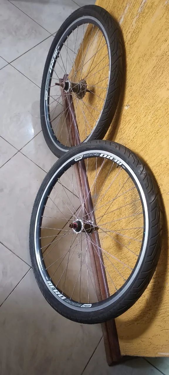 Jogo de Rodas com Pneus Aro 26 - Foto 2