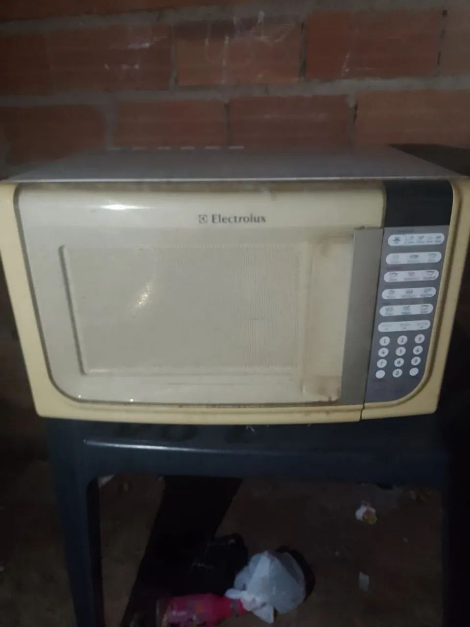 Microondas Electrolux usado