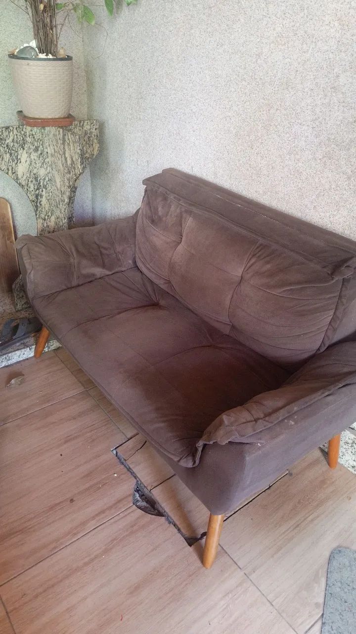 Conjunto poltrona 2 e 1 lugar.