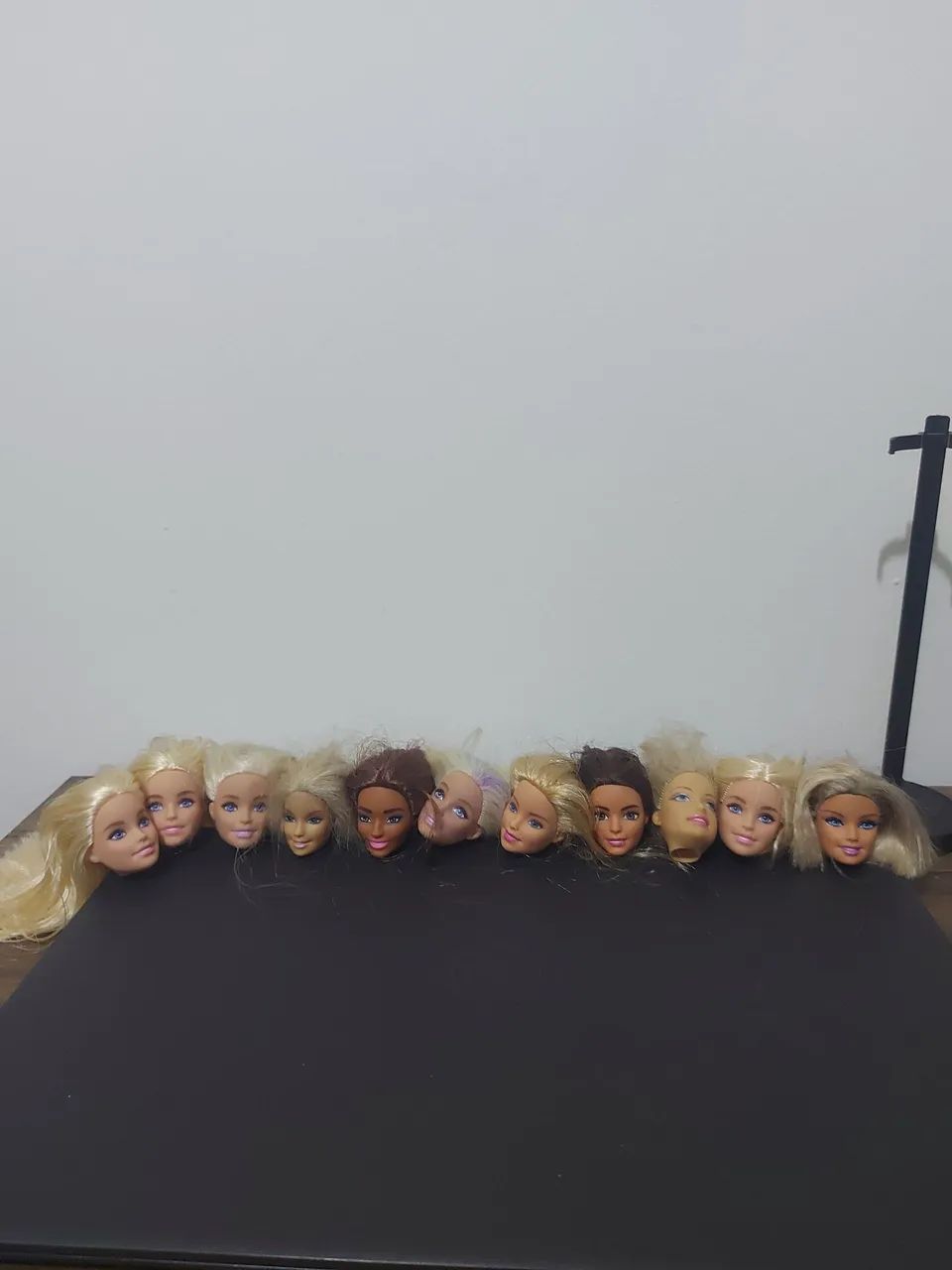 Lote 11 cabeças de barbie 