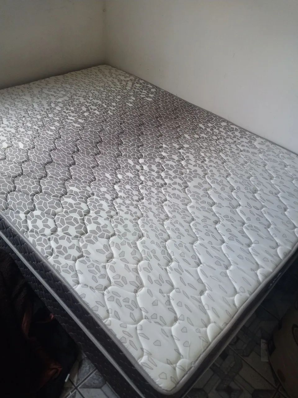 Cama box casal valor R$850 contato *  - Foto 2