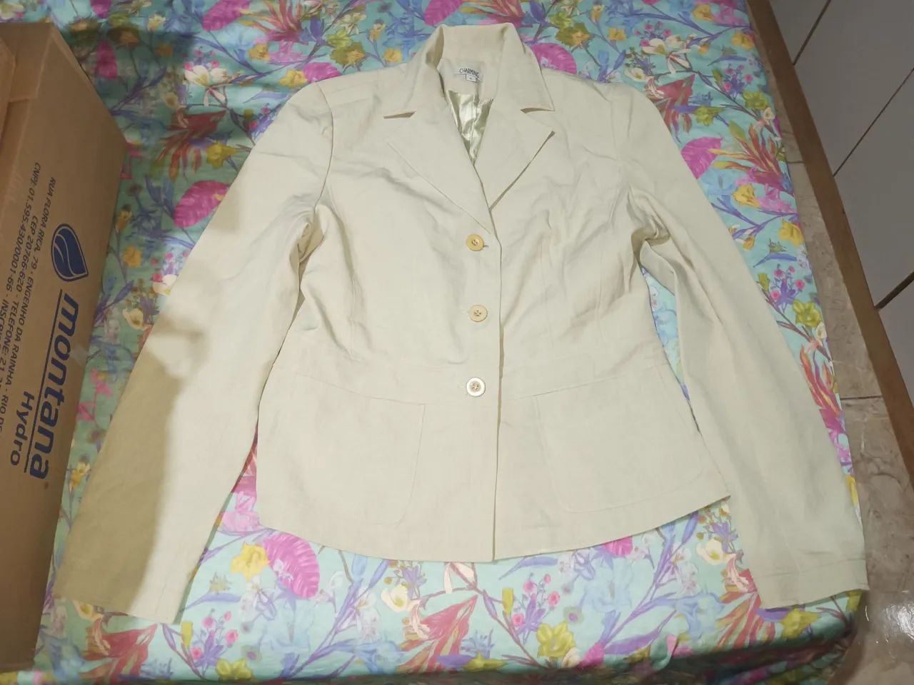 1 JAQUETA E 3 BLAZER TIPO TERNINHO, LEIA O ANÚNCIO  - Foto 5