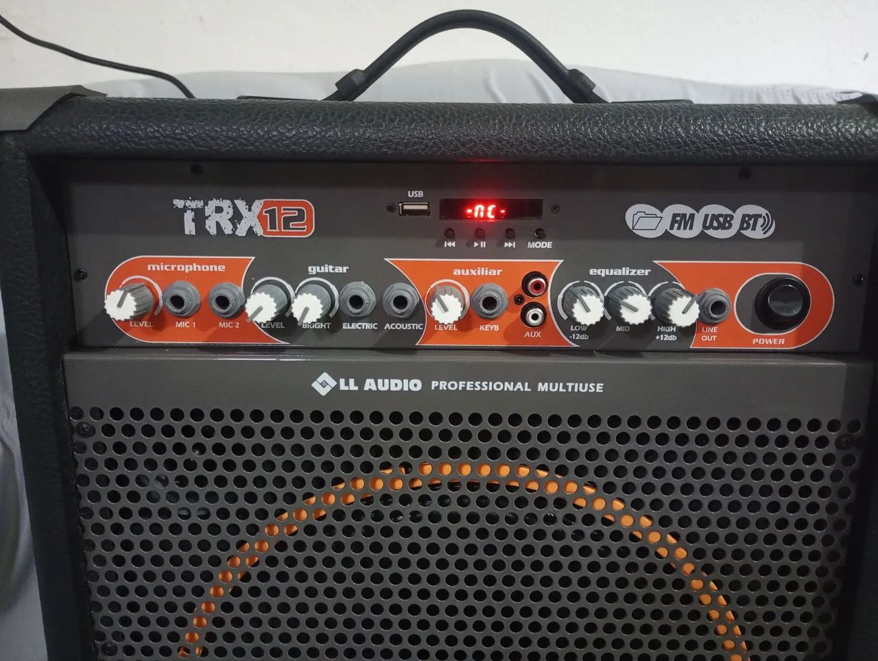 Caixa amplificada multiuso TRX 12  - Foto 2