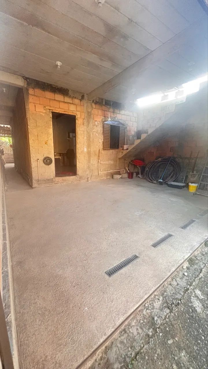 Casa com 2 Saídas, Garagem e 2º Andar Pronto para  Construção - Foto 4