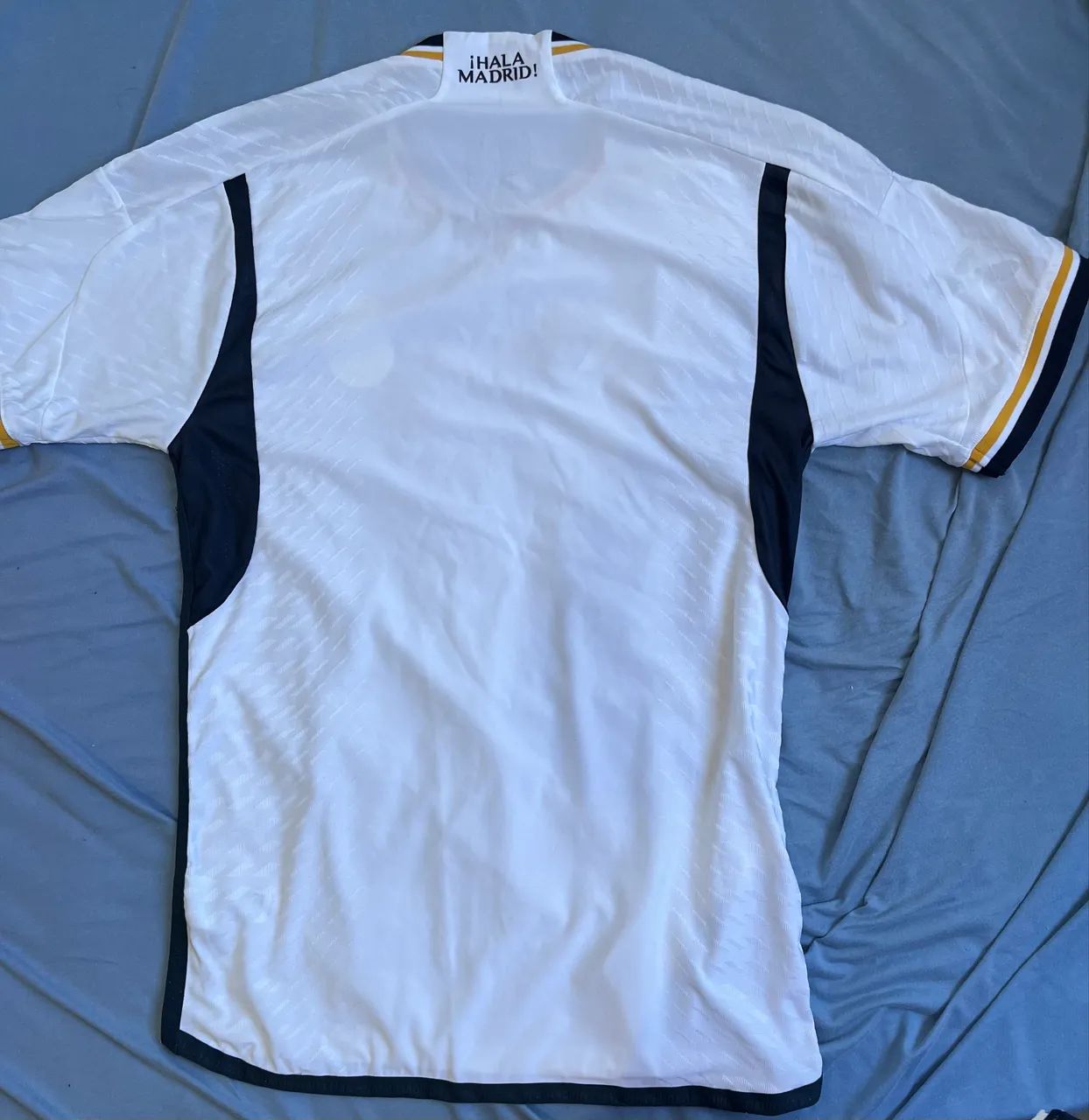Camiseta Real Madrid - Foto 2
