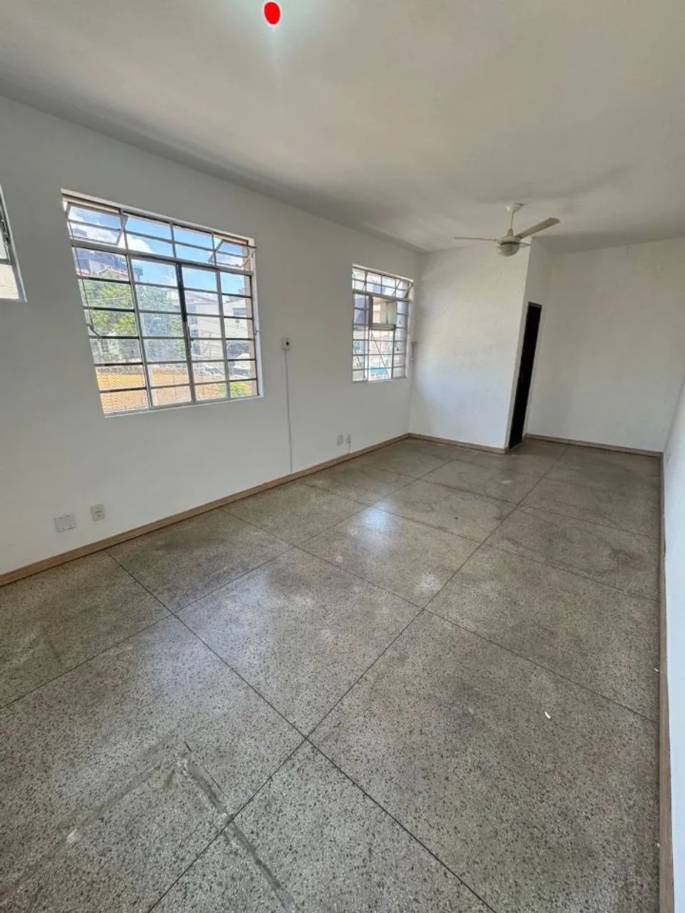 Sala para Alugar | 22m² | Banheiro Próprio | Energia Individual - Foto 4