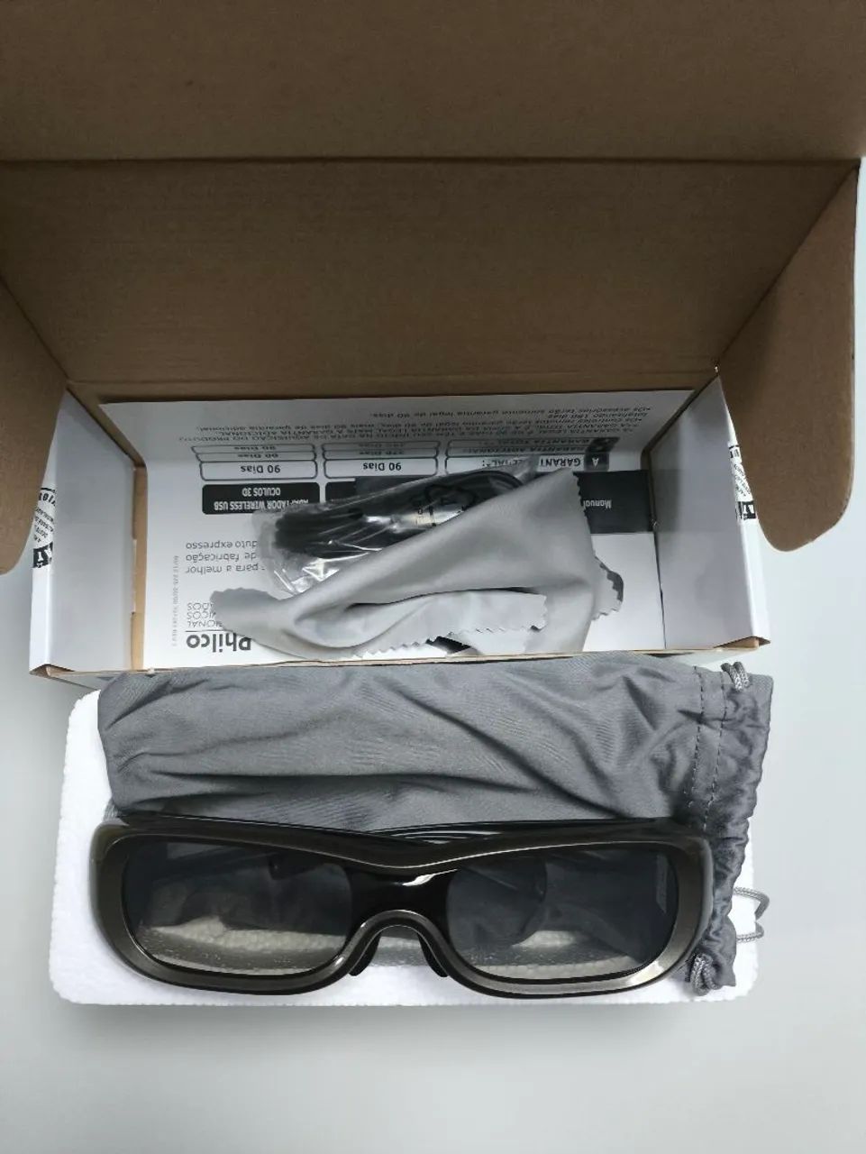 Óculos 3D Ativo Philco PI 1506/12 Recarregável - Novos na Caixa - Foto 4