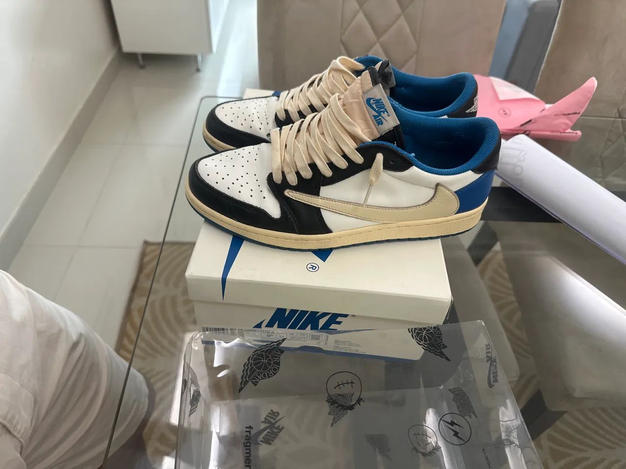 Jordan Travis Scott fragment  - Foto 3