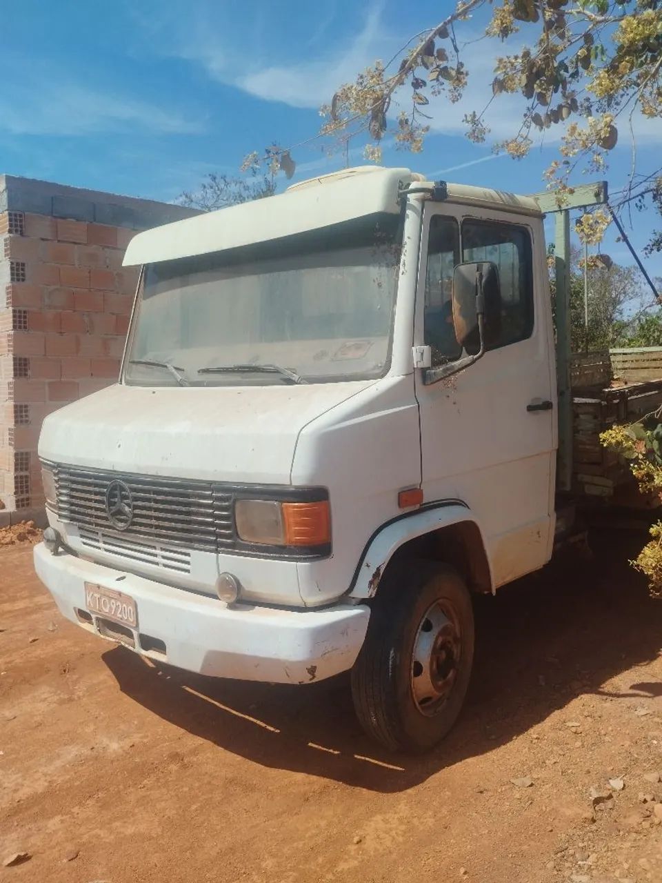 MB 709 93 toda original troco por trator  - Foto 4
