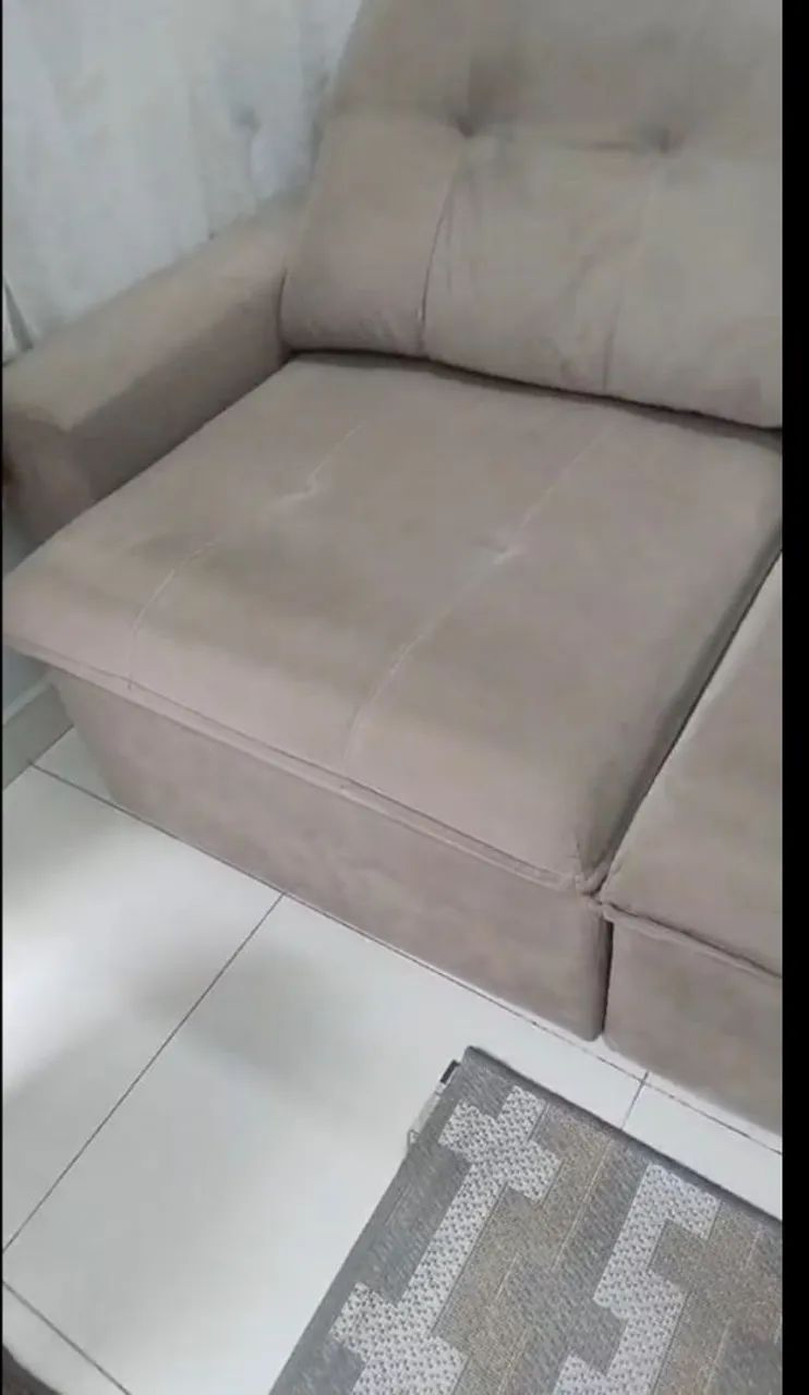 Retractable and Reclining Sofa417563185786408961