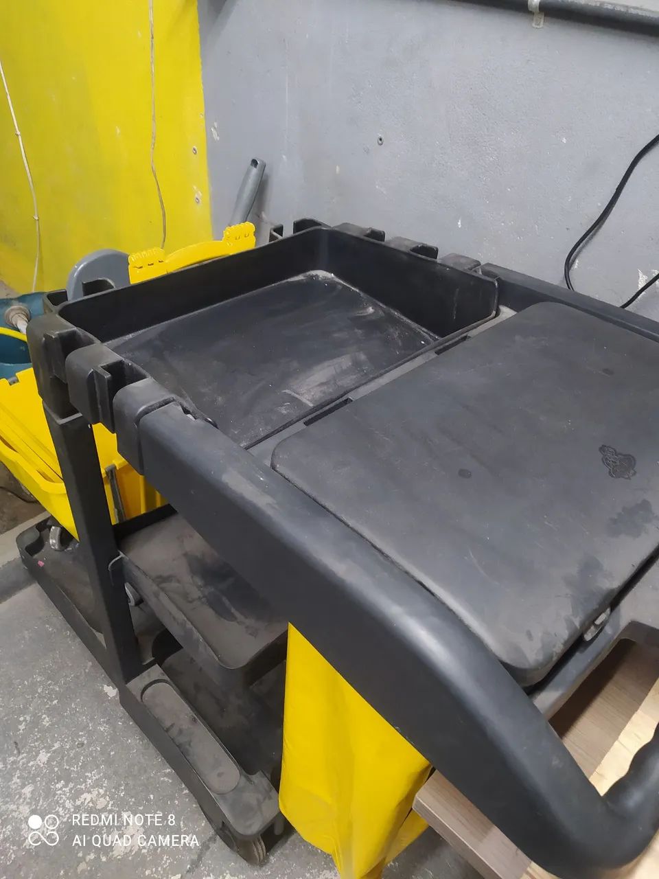 Carrinho de limpeza Bralimpia completo