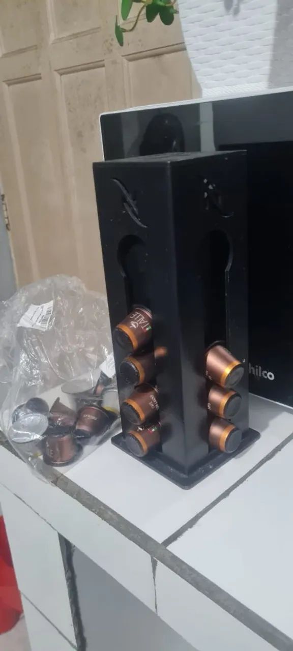 Cafeteira Nespresso com cápsulas  - Foto 2
