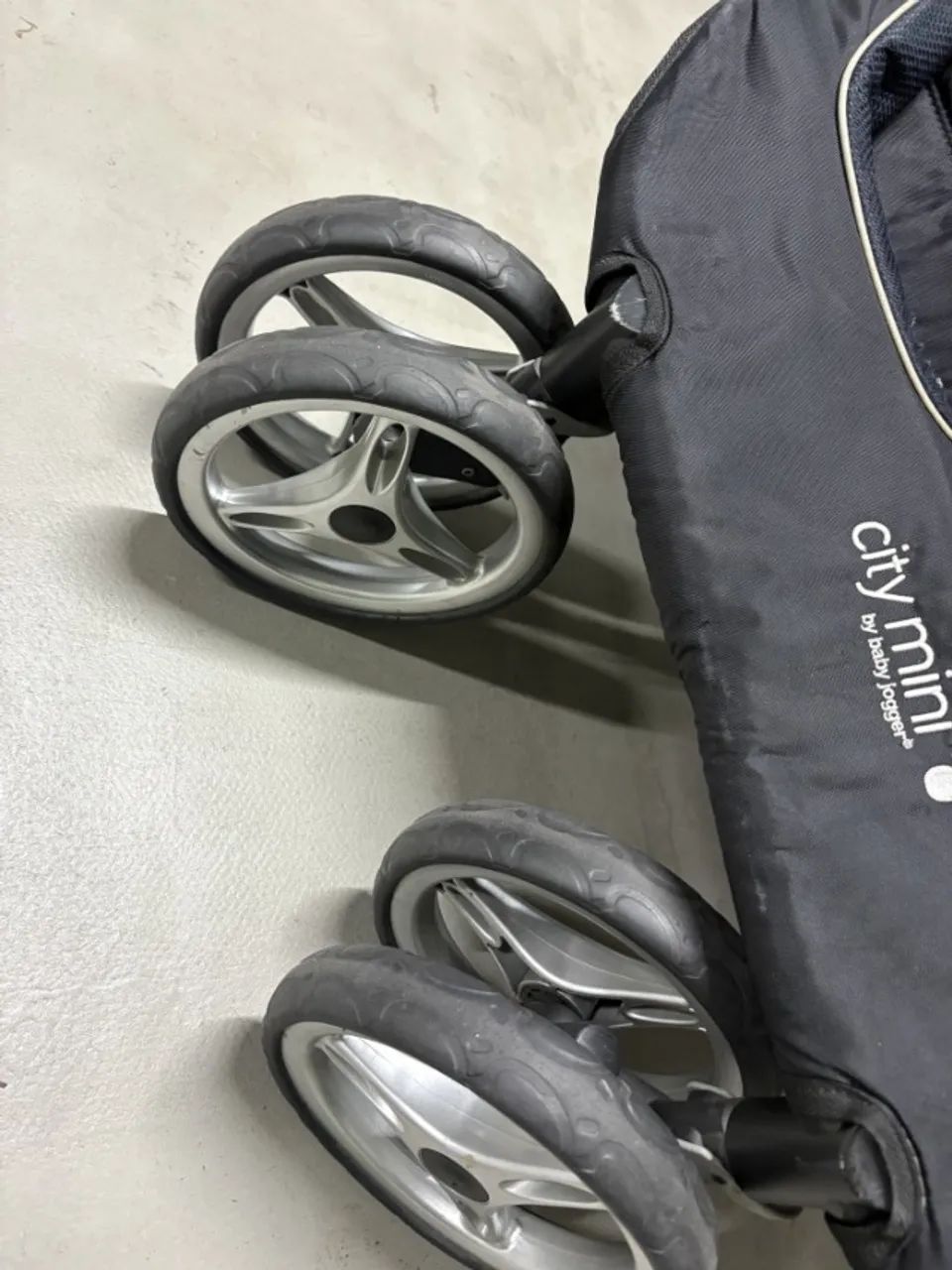 Carrinho de Bebe - Foto 4