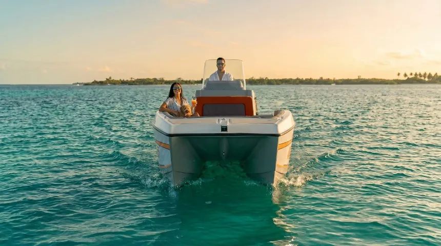 Barco Lancha Catamarã 19 pes 2027 Mercury 100HP - Foto 4