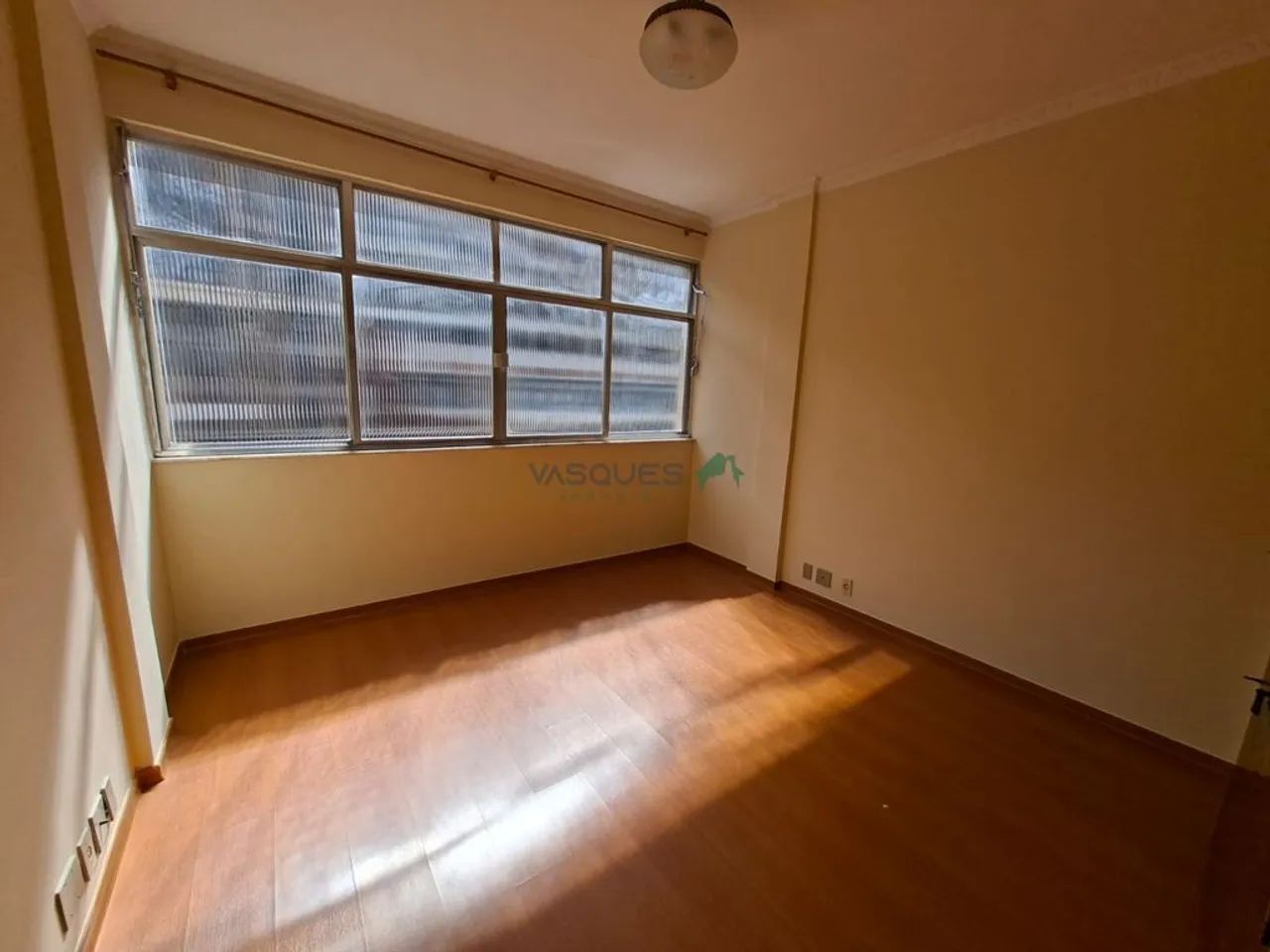 Apartamento com 2 quartos para locação no centro da cidade - Foto 4