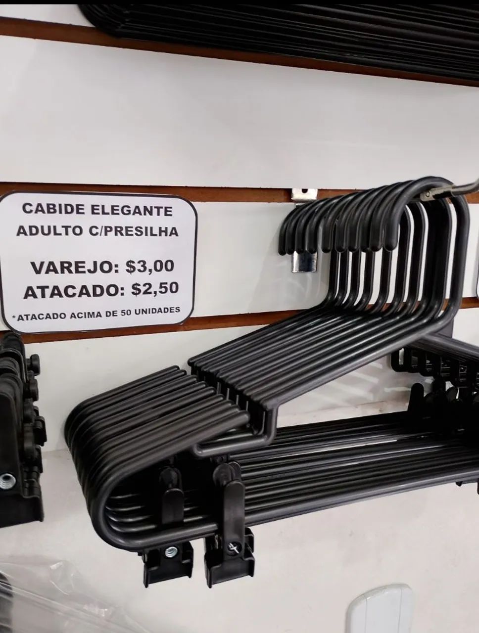 Cabide elegante adulto c/presilha  - Foto 2