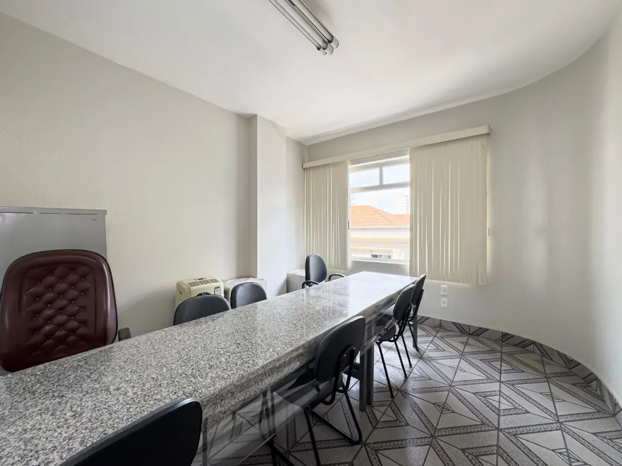 Conjunto comercial para venda em Centro, 31m²