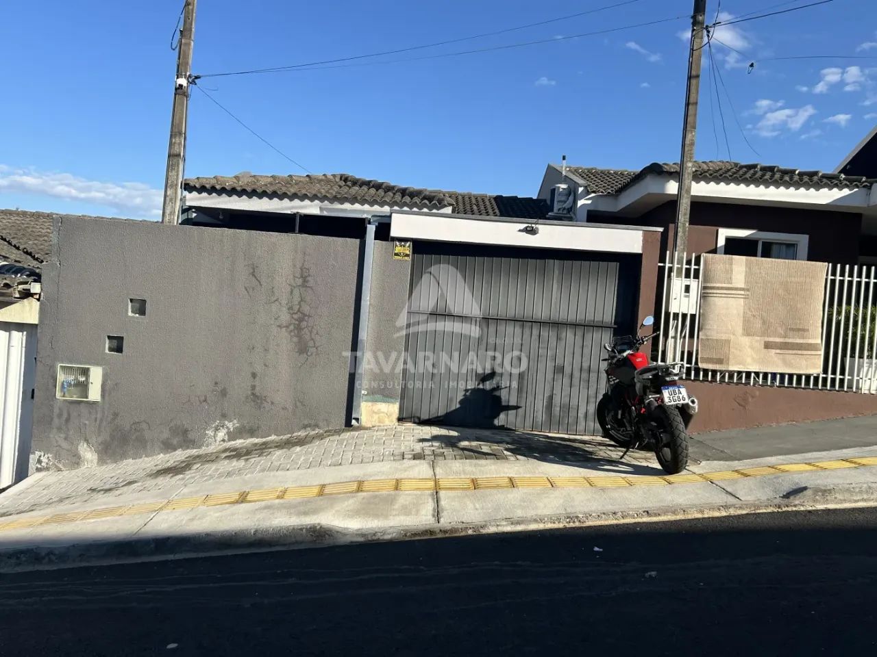 Casa Padrão em Ponta Grossa