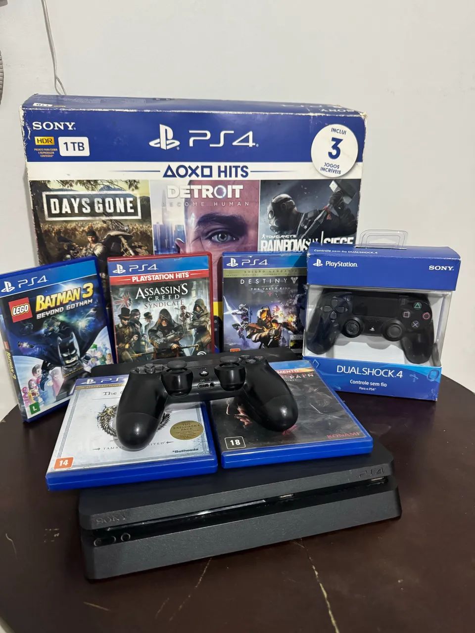 PS4 SLIM 1TB 2 controles - Foto 3
