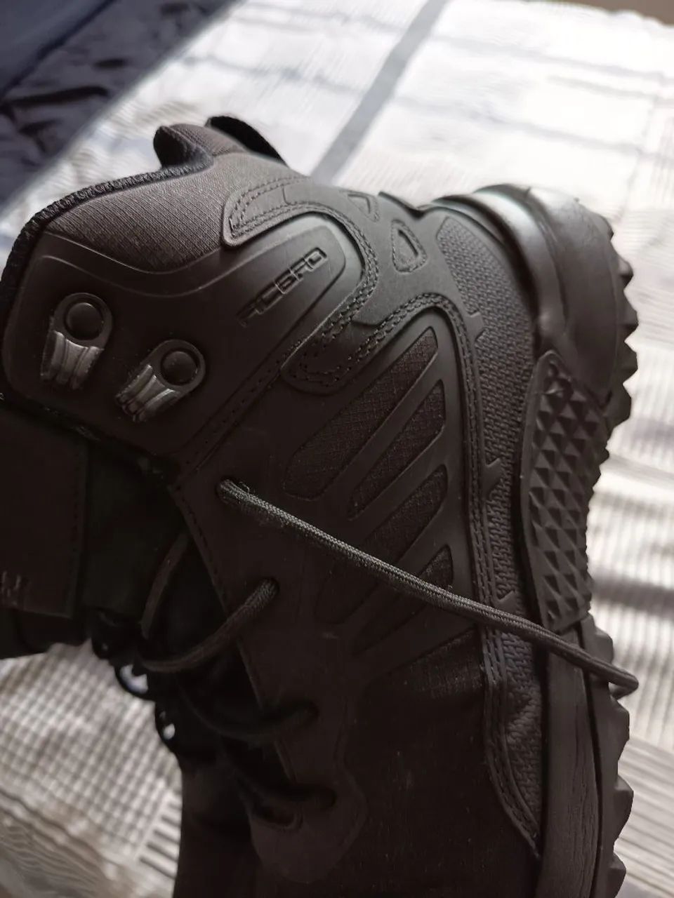 Bota Acero Viper MID lançamento 