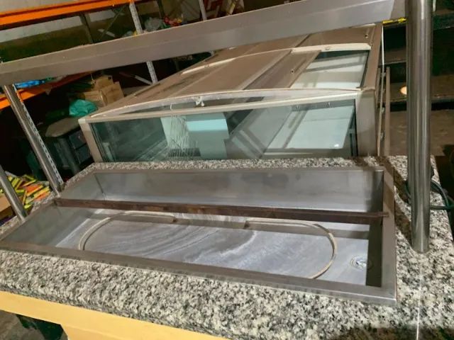 PISTA AQUECIDA DE COMIDAS