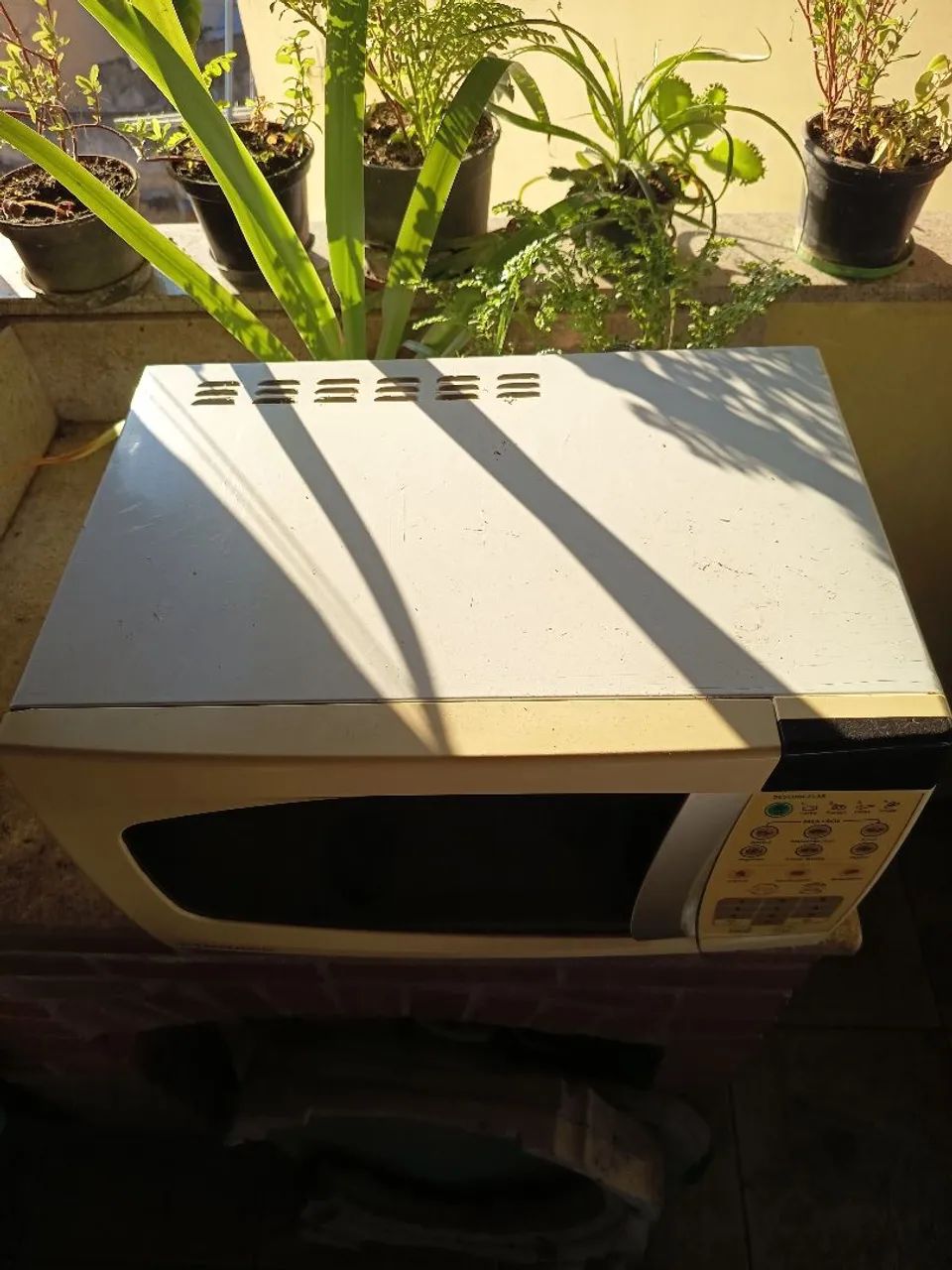 Microondas Electrolux 20L - Foto 5