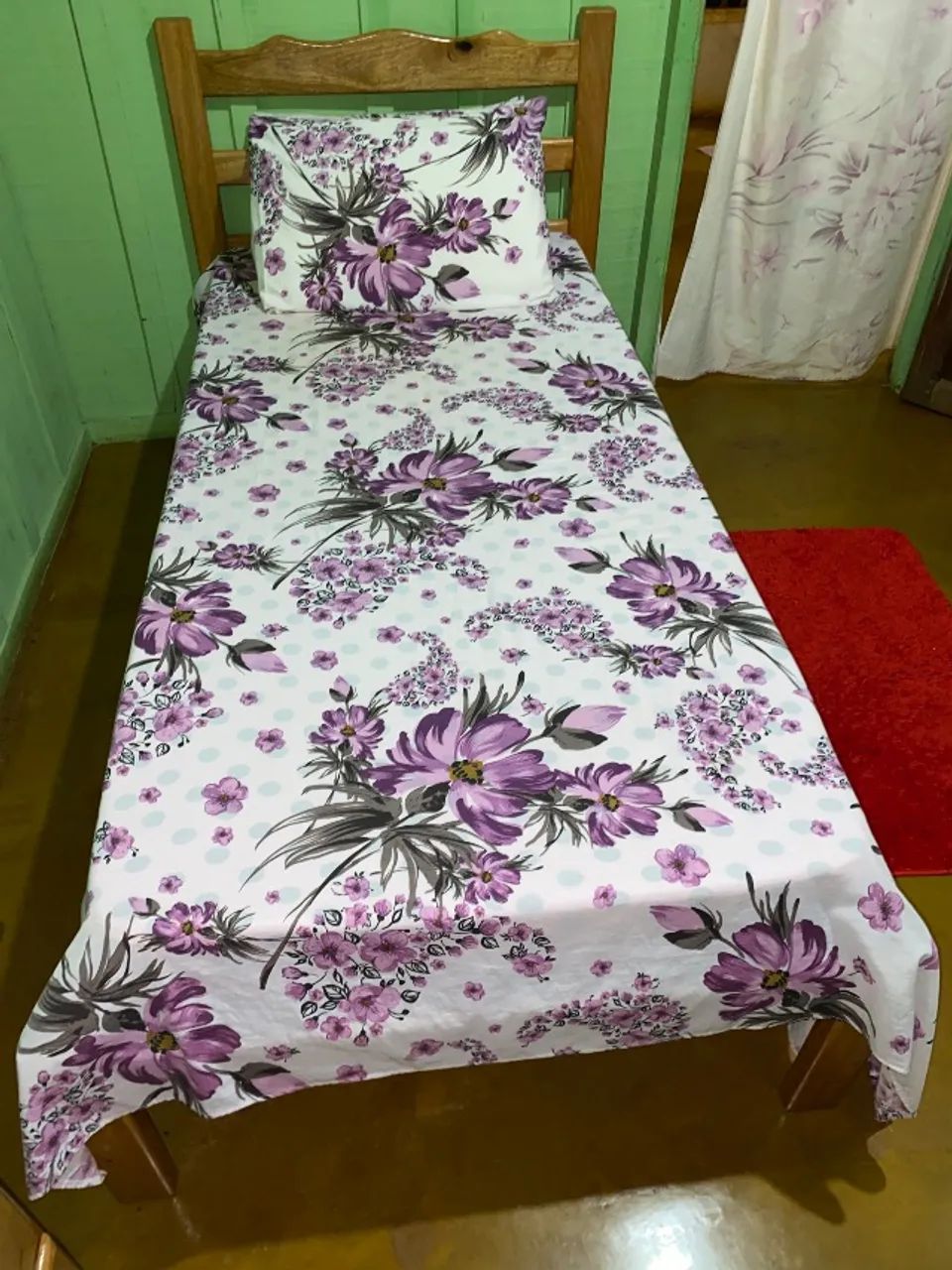 Cama de solteiro com colchão 