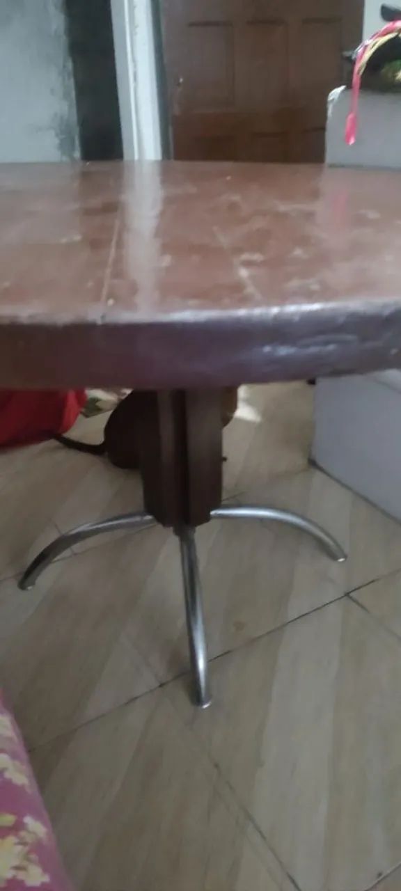 Mesa MDF e Mesa de madeira maciça  - Foto 4