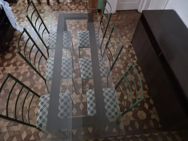mesa retangular de tampo de  vidro com  6 cadeiras - Foto 3