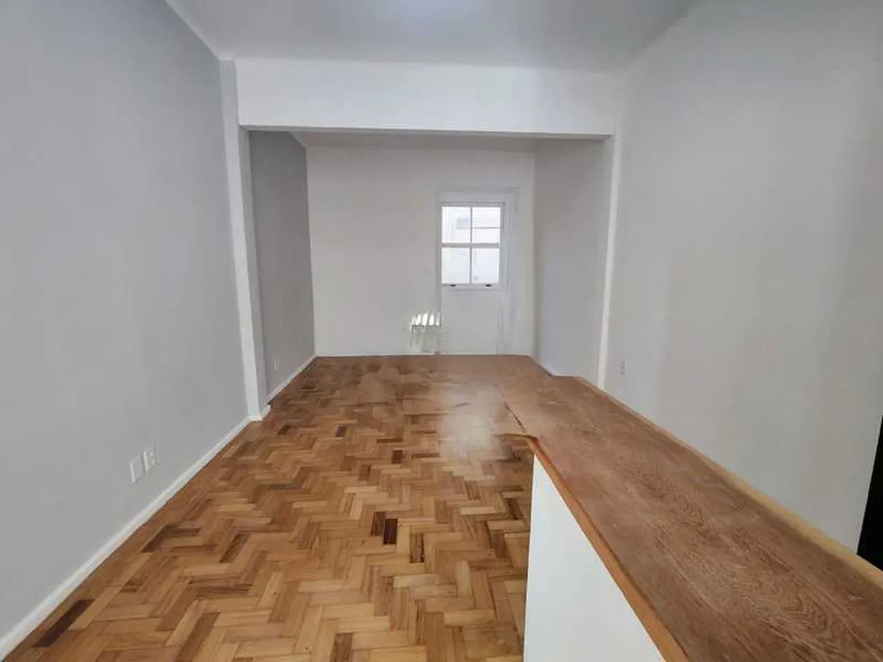Apartamento : / Residencial / Glória