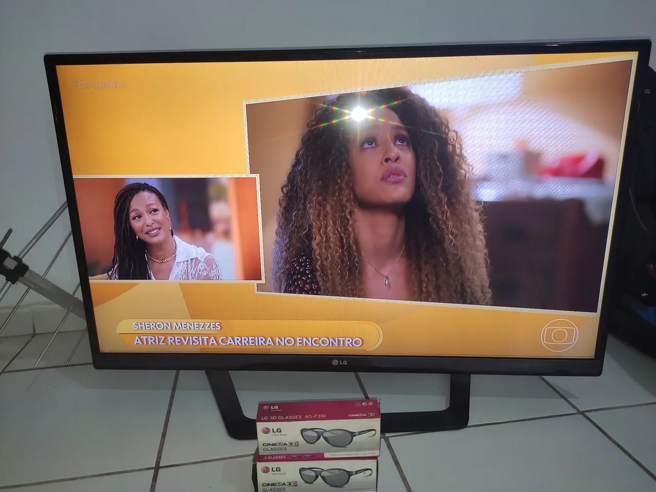 Televisão 42 pol 3D com óculos ( Não é smart ) - Foto 3