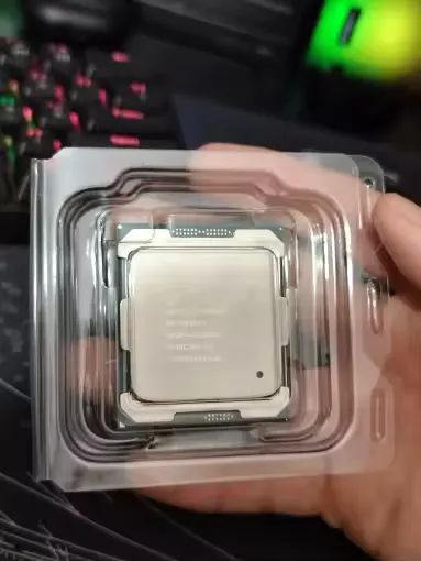 Processador Xeon e5 2630 / 2.2ghz 10 núcleos / Envio Rápido - Foto 2