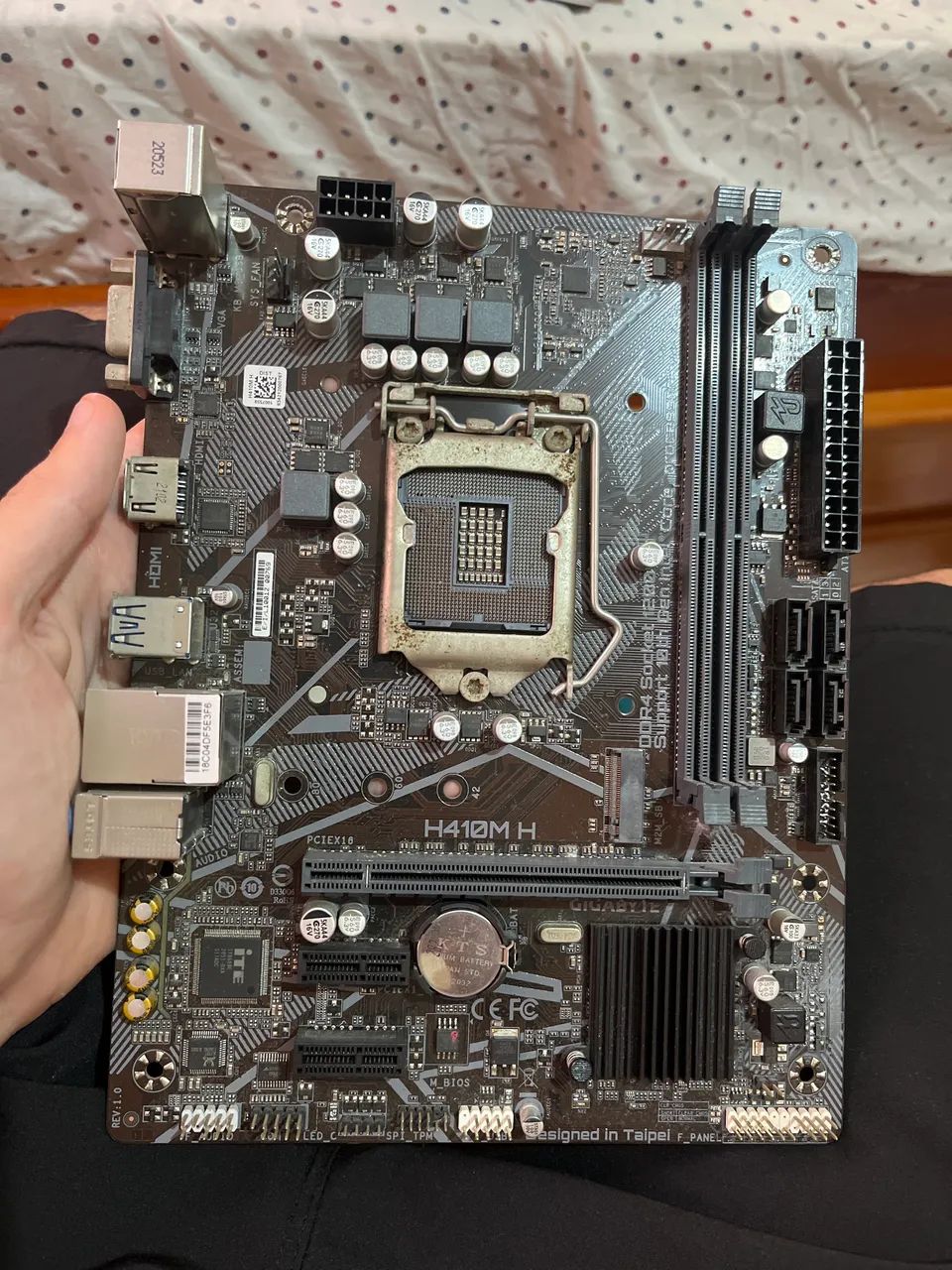 H410