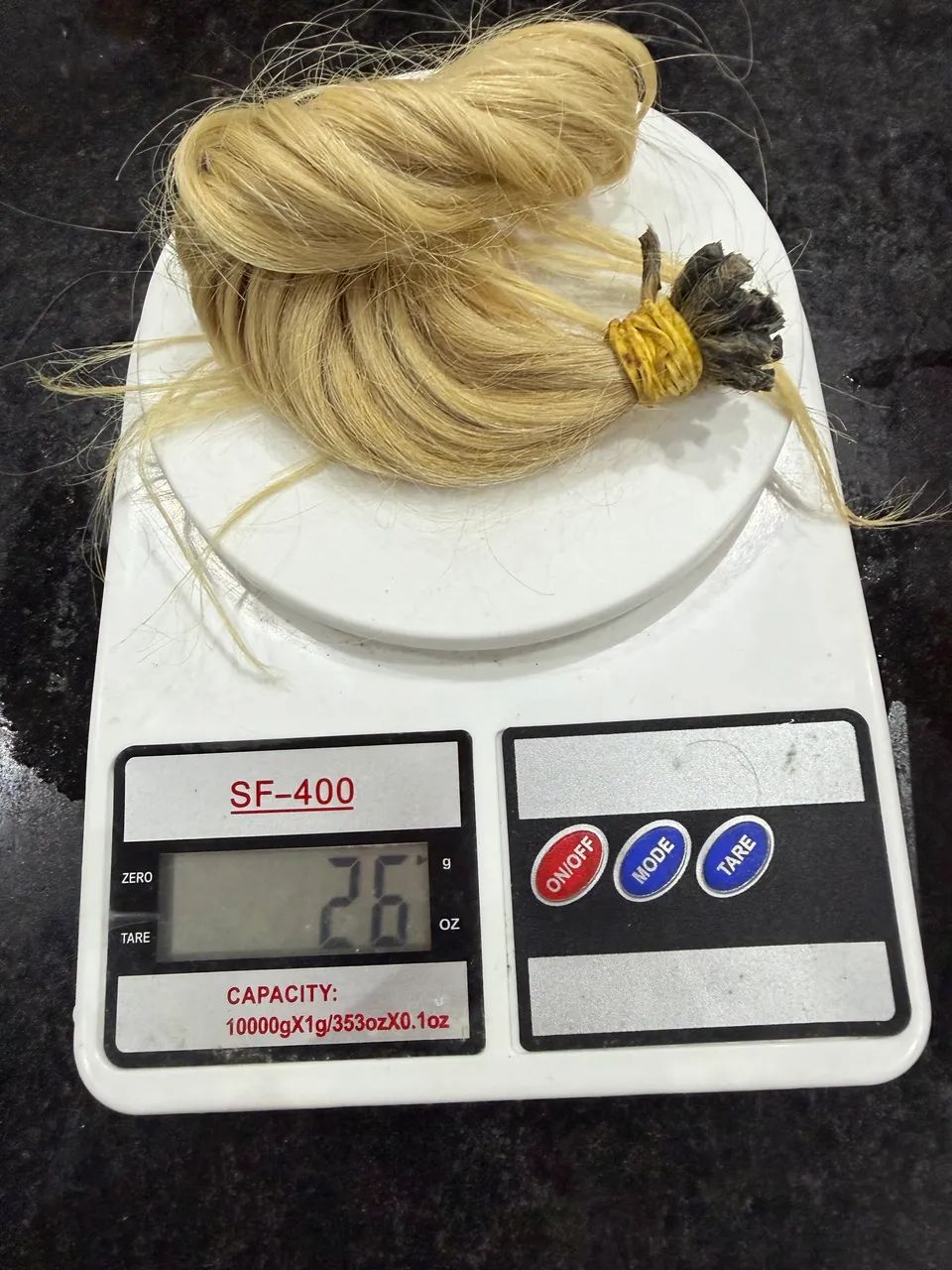 Cabelo loiro humano 
