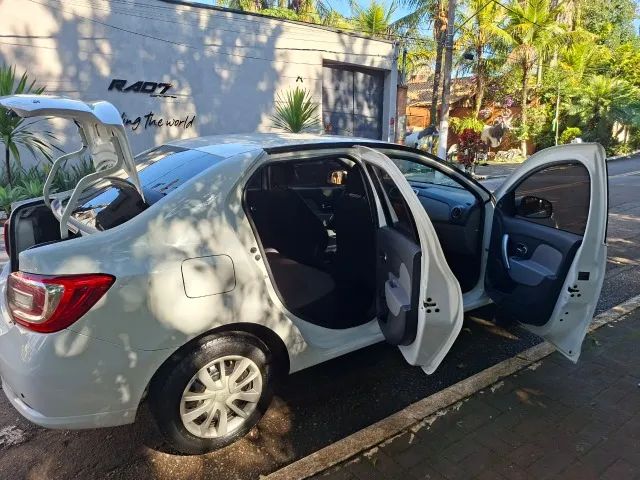 Renault Logan Expression Flex 1.6 16V 4P 2017 - Foto 4