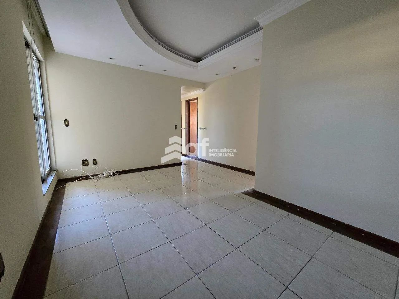 Apartamento 3 quartos, com suíte e varandao