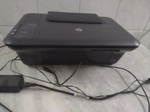 Impressora HP Deskjet 2050 usada