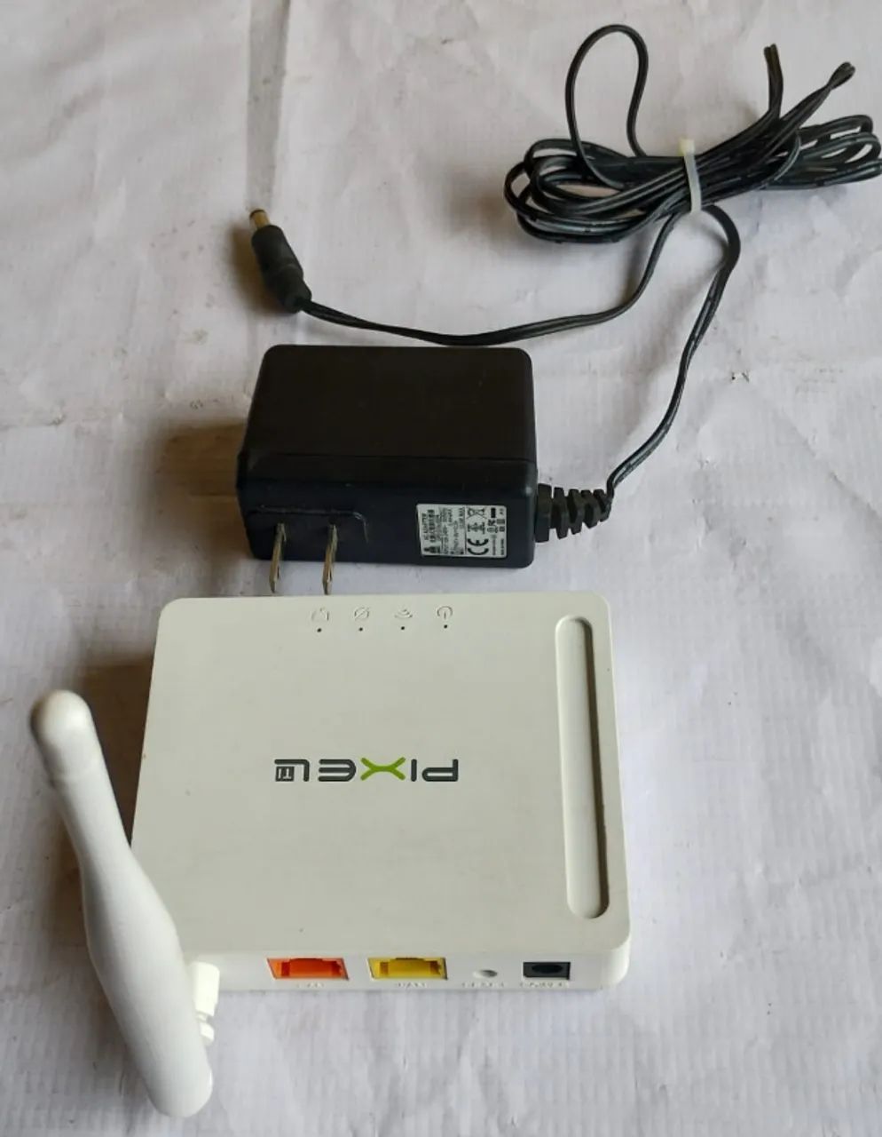 Kit com 2 Pixel Roteador Wireless 150Mbps - M151RW3 - Usado - Foto 3