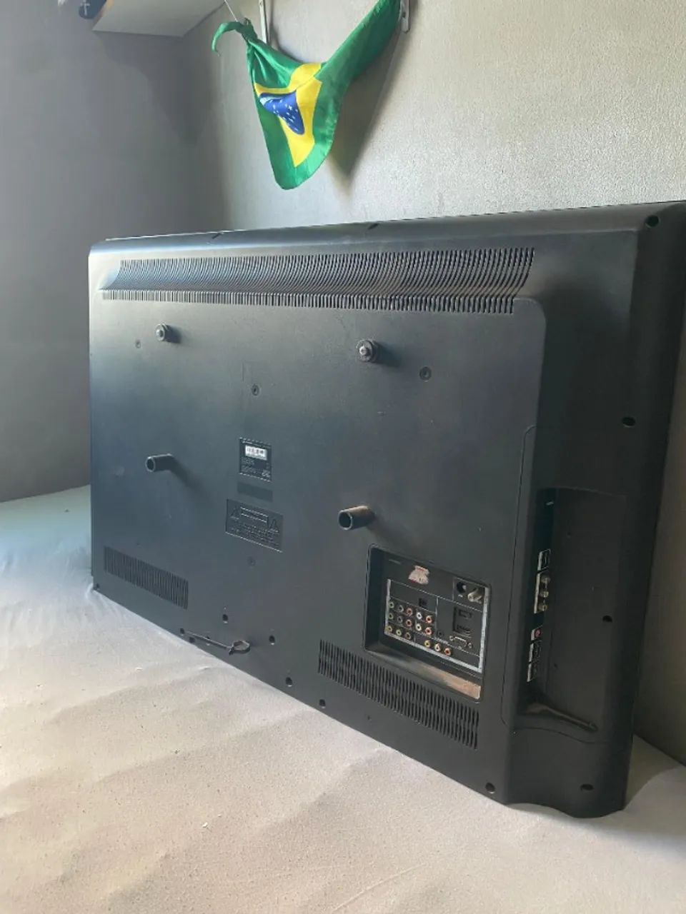 TV 42 Polegadas H-Buster (Para Retirada de Peças ou Conserto) - Foto 4