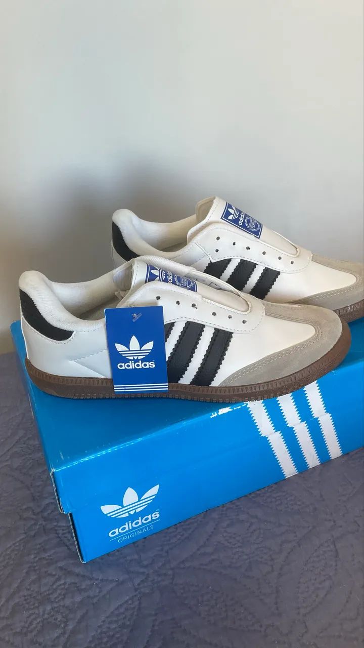 Tênis adidas samba 