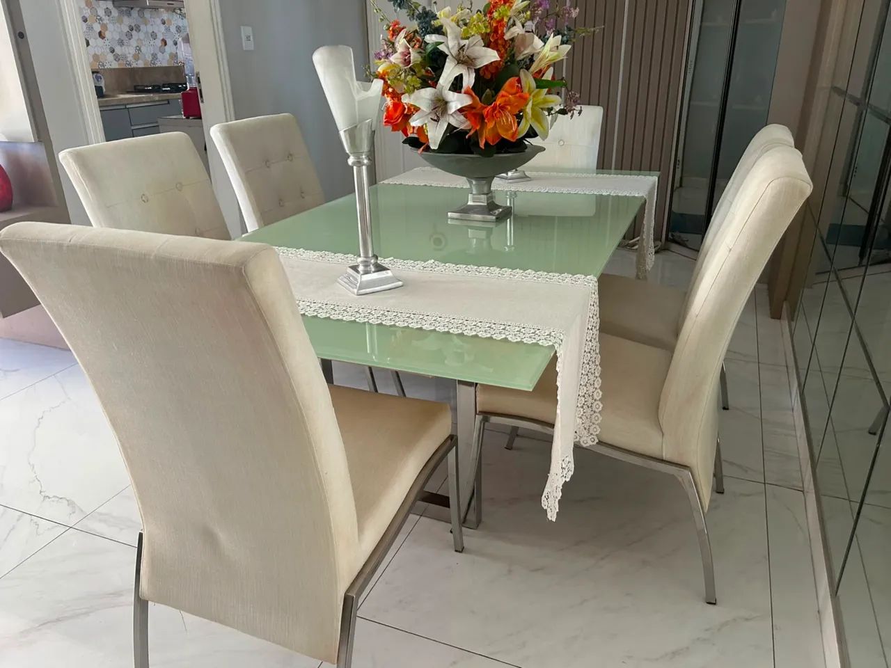 Vendo mesa de 6 lugares  - Foto 2