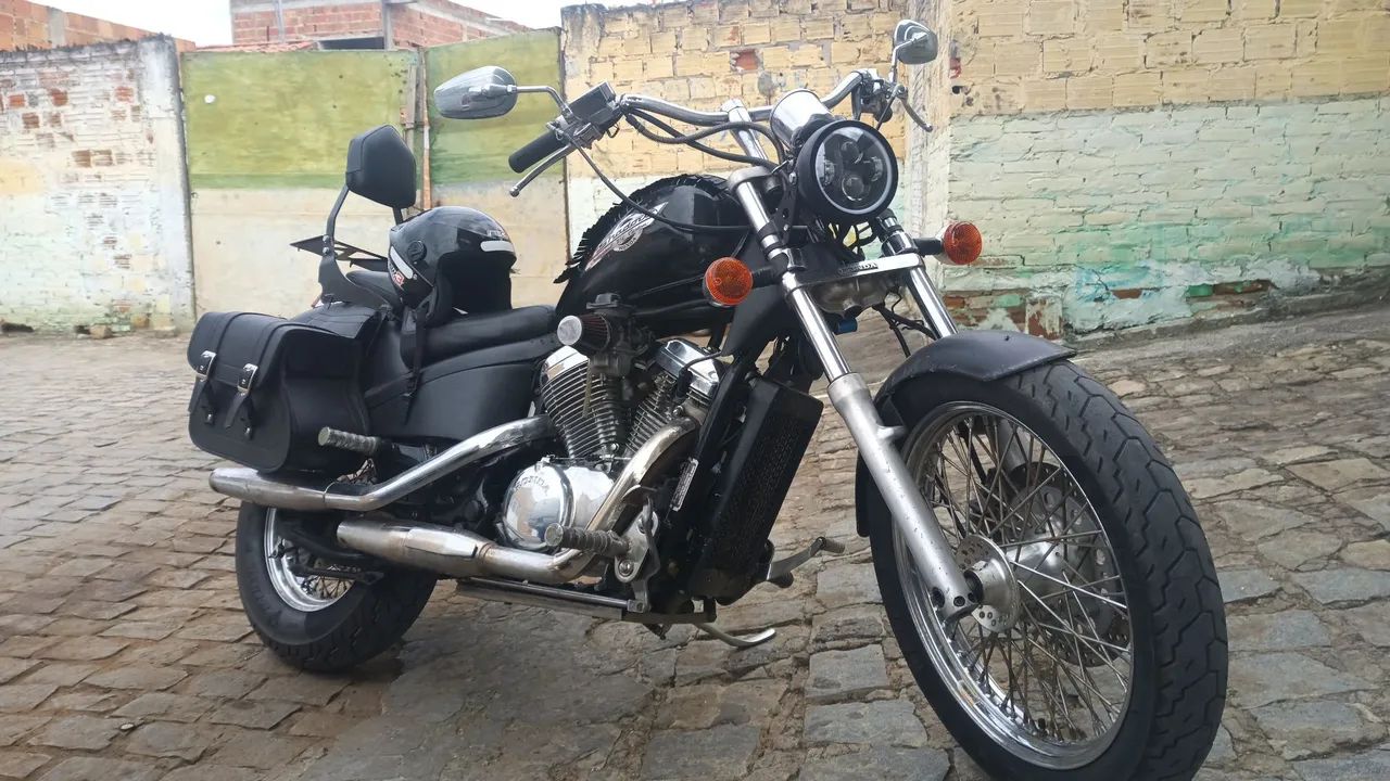 Shadow 600 - Foto 2